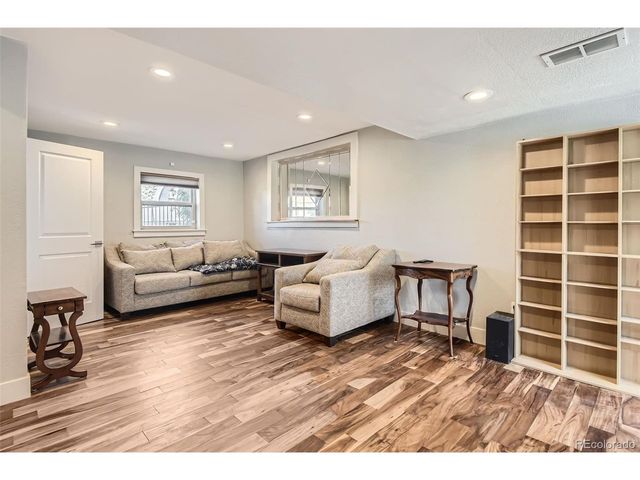 18938 E Utah Cir, Aurora, CO 80017