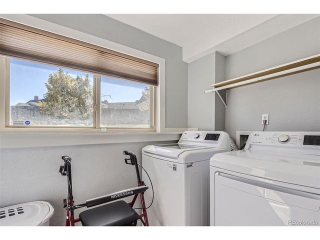 18938 E Utah Cir, Aurora, CO 80017
