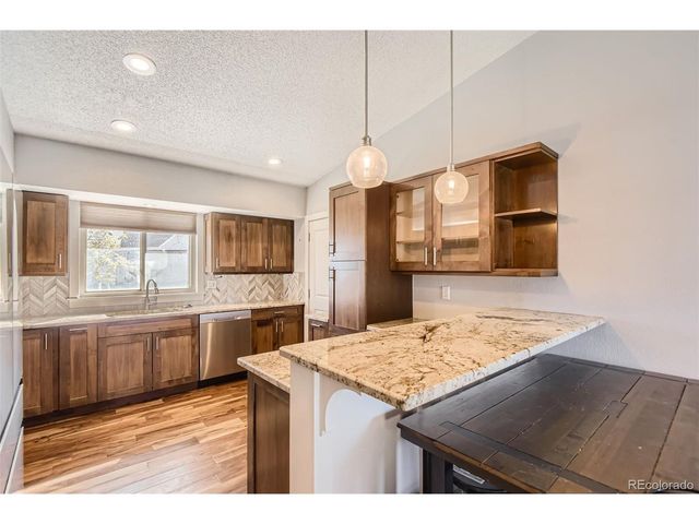 18938 E Utah Cir, Aurora, CO 80017