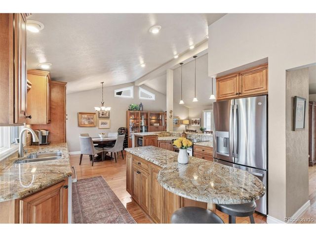 6330 S Newport Ct, Centennial, CO 80111