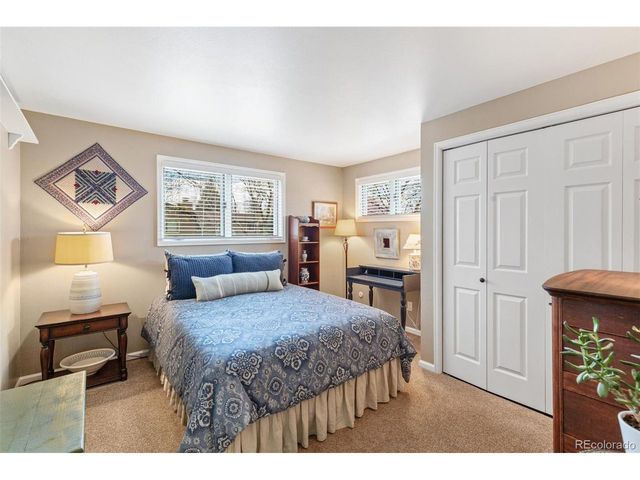 6330 S Newport Ct, Centennial, CO 80111