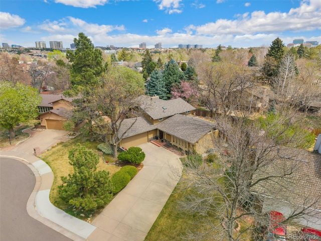 6330 S Newport Ct, Centennial, CO 80111