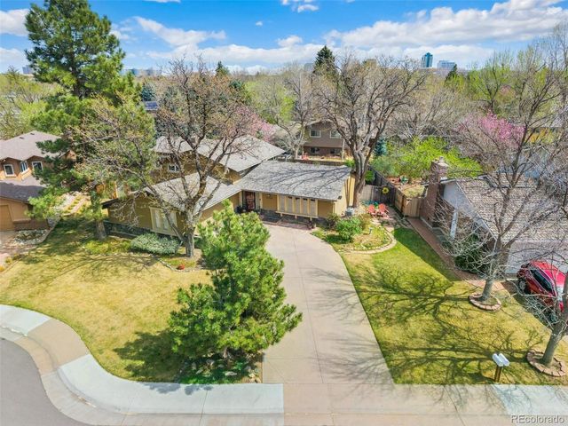 6330 S Newport Ct, Centennial, CO 80111