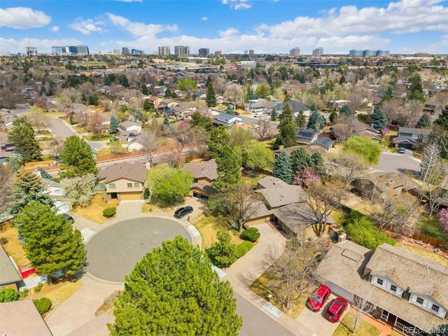 6330 S Newport Ct, Centennial, CO 80111