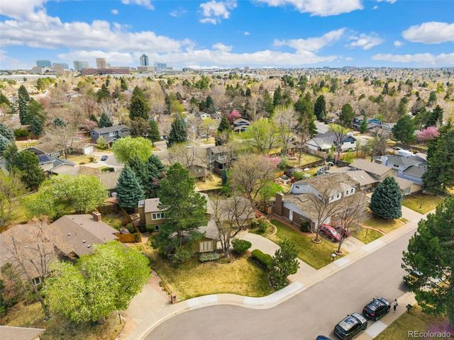 6330 S Newport Ct, Centennial, CO 80111