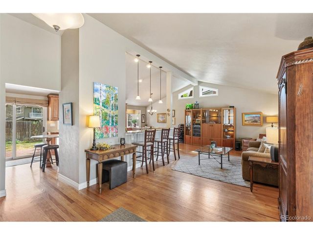 6330 S Newport Ct, Centennial, CO 80111