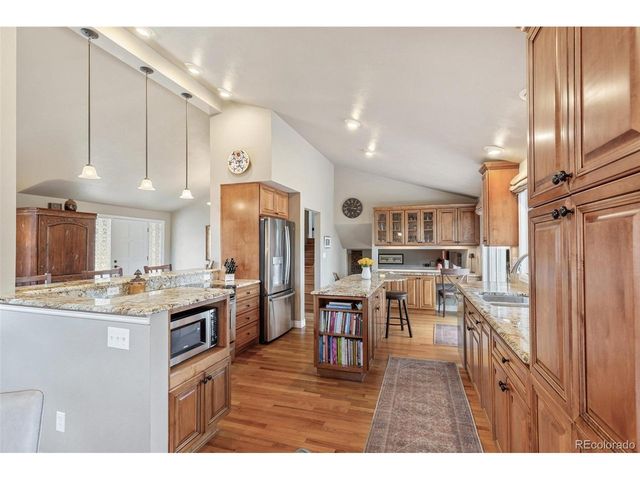 6330 S Newport Ct, Centennial, CO 80111