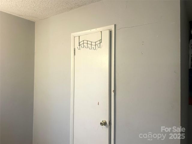 302 Ponderosa Road, Stanley, NC 28164