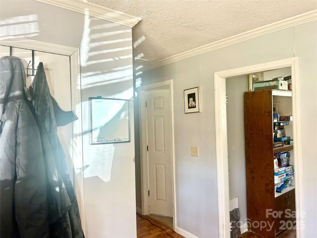 302 Ponderosa Road, Stanley, NC 28164