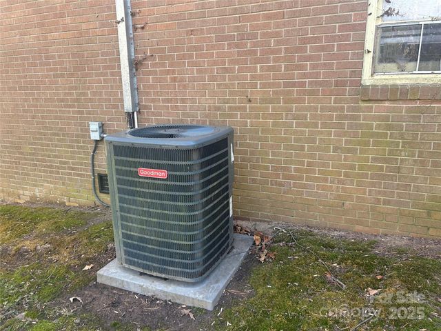 302 Ponderosa Road, Stanley, NC 28164