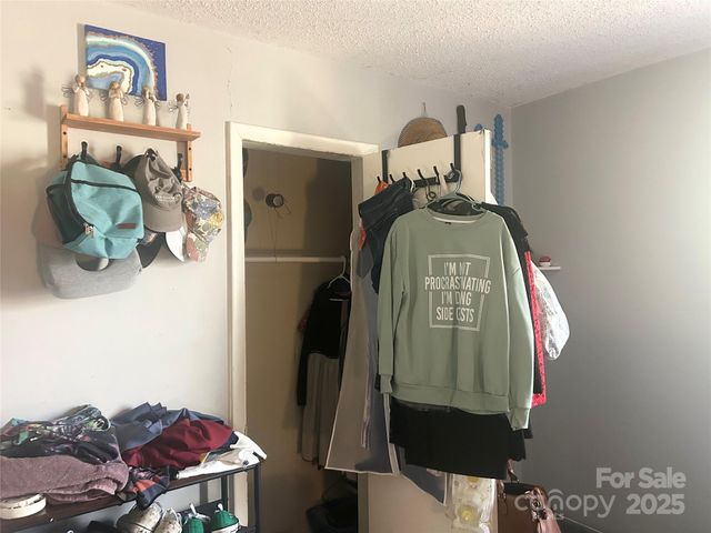 302 Ponderosa Road, Stanley, NC 28164