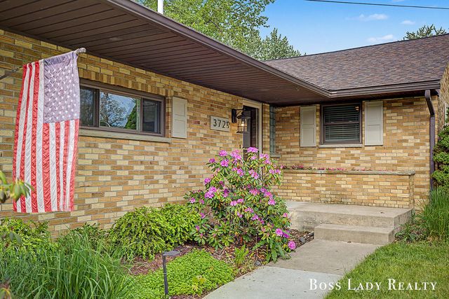 3729 Omaha Drive SW, Grandville, MI 49418
