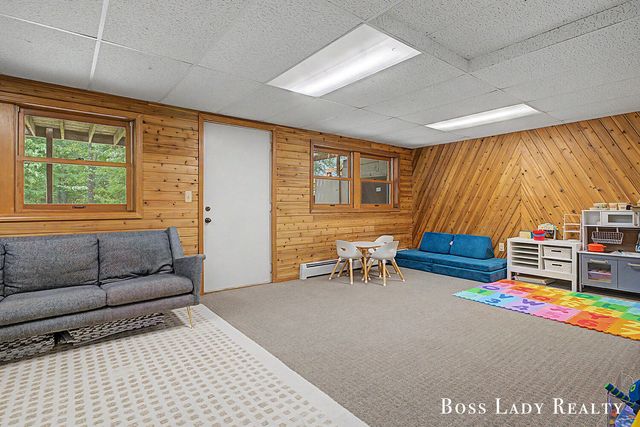 3729 Omaha Drive SW, Grandville, MI 49418