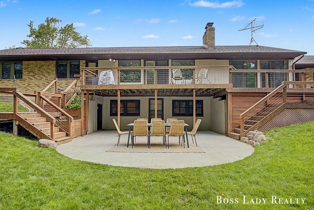 3729 Omaha Drive SW, Grandville, MI 49418