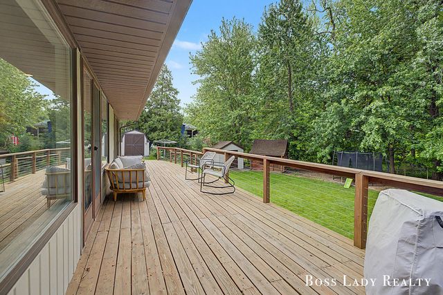 3729 Omaha Drive SW, Grandville, MI 49418