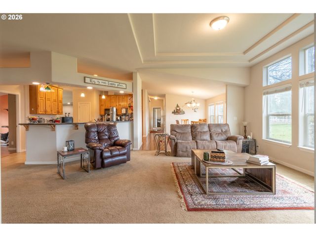 13611 S NEW ERA Rd, Oregon City, OR 97045