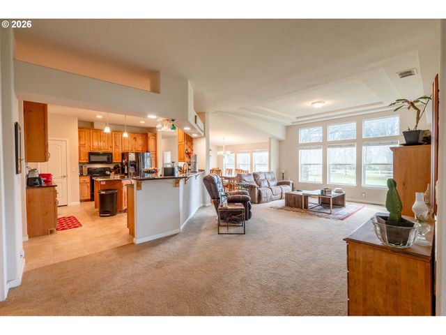 13611 S NEW ERA Rd, Oregon City, OR 97045