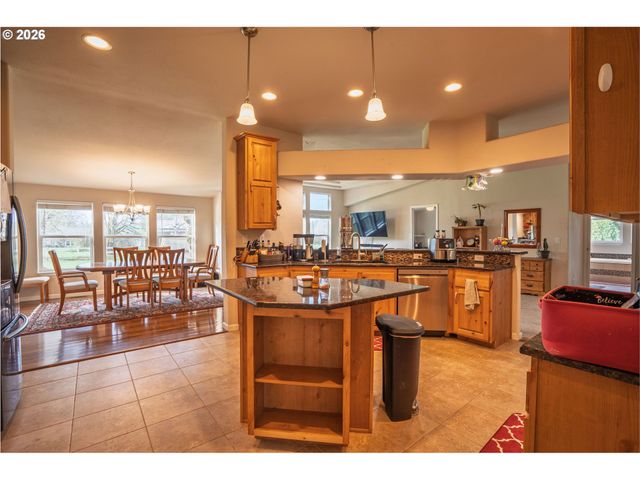 13611 S NEW ERA Rd, Oregon City, OR 97045