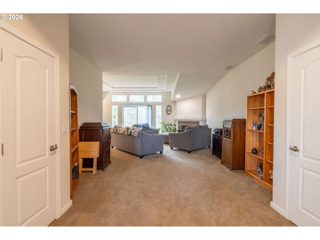 13611 S NEW ERA Rd, Oregon City, OR 97045