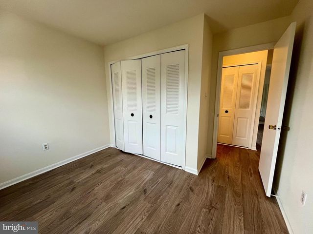 8421 MCKENZIE CIR, Manassas, VA 20110