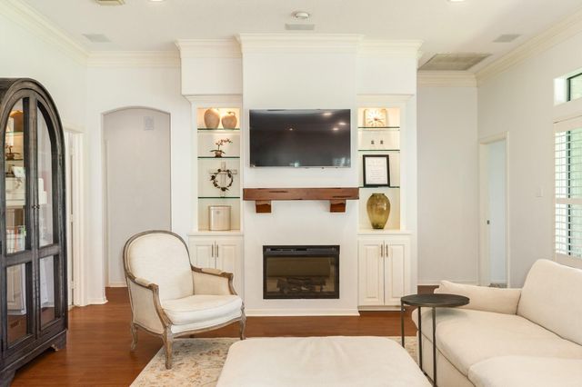2286 Riverside Drive, West Columbia, TX 77486