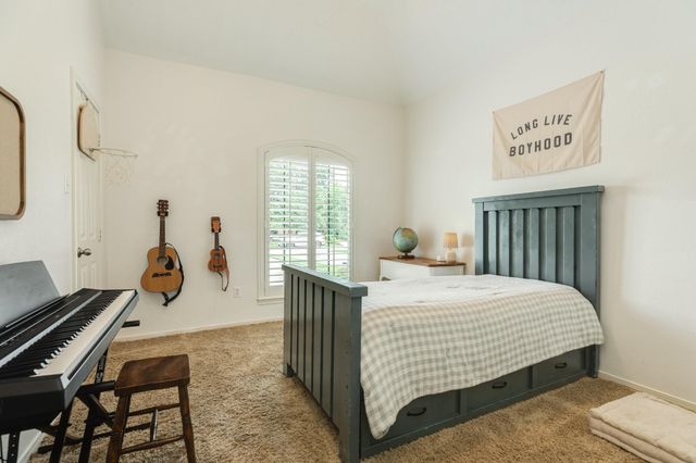 2286 Riverside Drive, West Columbia, TX 77486