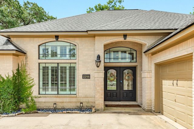 2286 Riverside Drive, West Columbia, TX 77486
