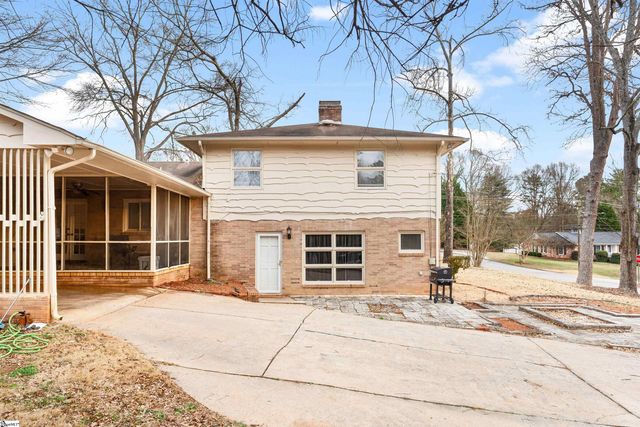 225 Cart Drive, Spartanburg, SC 29307