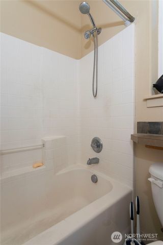 7108 NE 56th Street, Vancouver, WA 98661