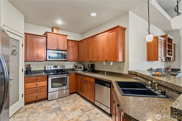 7108 NE 56th Street, Vancouver, WA 98661