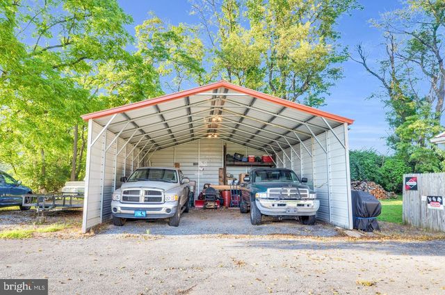 3390 MOUNTAIN RD, Hamburg, PA 19526
