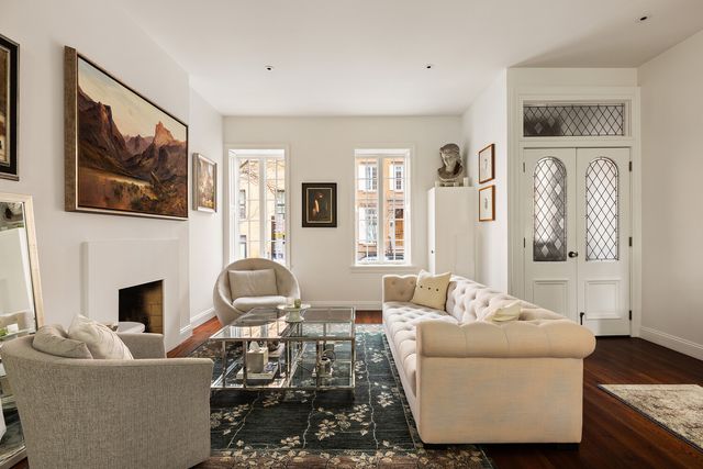 362 W 19TH Street, New York City, NY 10011