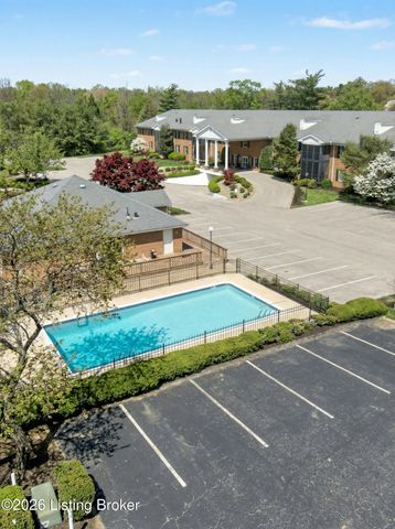 24 Gardiner Ct, Louisville, KY 40205