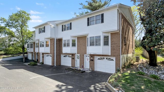 24 Gardiner Ct, Louisville, KY 40205