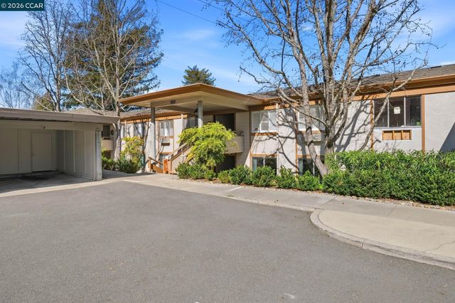 3410 Tice Creek Dr 8, Walnut Creek, CA 94595