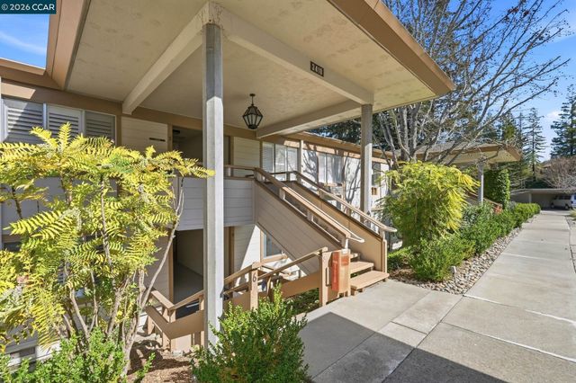 3410 Tice Creek Dr 8, Walnut Creek, CA 94595