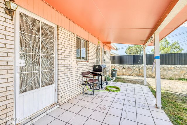 7133 LEMON TREE Lane, El Paso, TX 79915