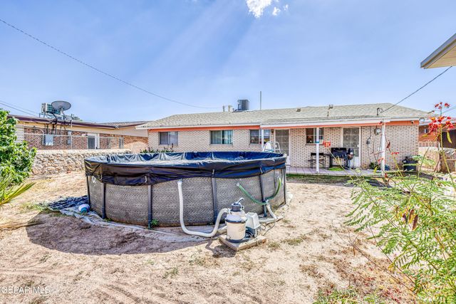 7133 LEMON TREE Lane, El Paso, TX 79915