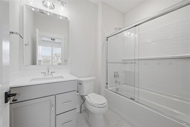 169 Sequoia Ln, Cranberry Twp, PA 16066
