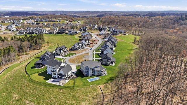 169 Sequoia Ln, Cranberry Twp, PA 16066