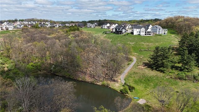 169 Sequoia Ln, Cranberry Twp, PA 16066