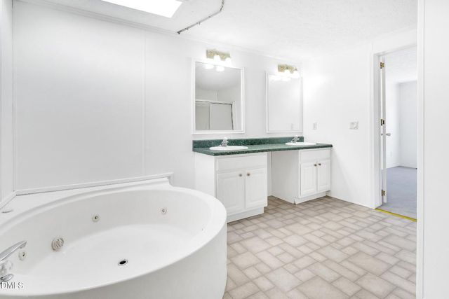 6601 Clearwater Drive, Oxford, NC 27565