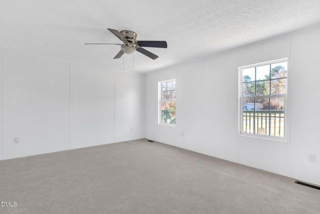 6601 Clearwater Drive, Oxford, NC 27565