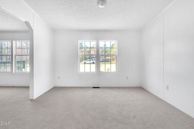 6601 Clearwater Drive, Oxford, NC 27565