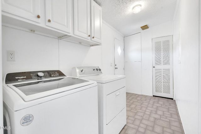 6601 Clearwater Drive, Oxford, NC 27565