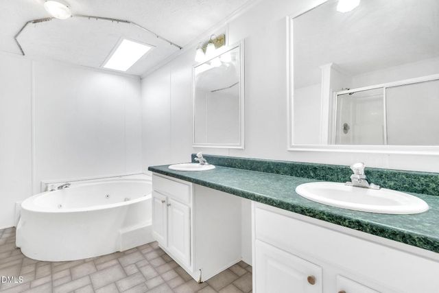 6601 Clearwater Drive, Oxford, NC 27565