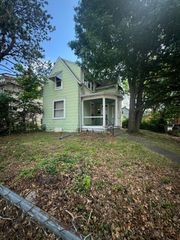 2242 Indiana Avenue, Columbus, OH 43202