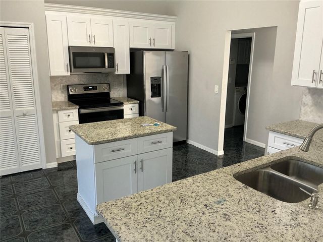 1009 CORKWOOD DRIVE, Oviedo, FL 32765