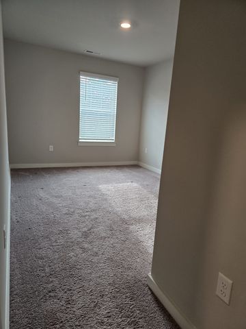 326 Lydia Dr, Murfreesboro, TN 37128