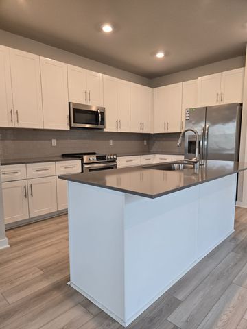 326 Lydia Dr, Murfreesboro, TN 37128